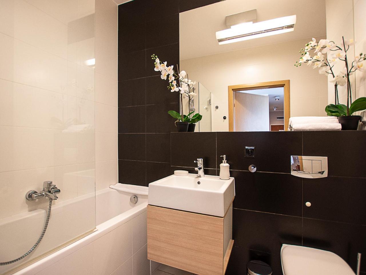 Vacationclub - Platan 2E Apartament 12 Świnoujście Buitenkant foto